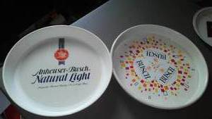 lot 632 image: Busch Beer Trays (2)