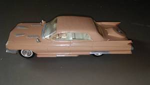 lot 572 image: 1961 Cadillac Model Car