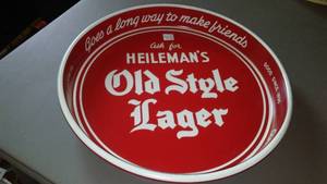lot 829 image: Old Style Lager Tray
