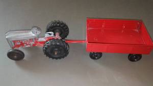 lot 849 image: Tractor And Wagon Diecast