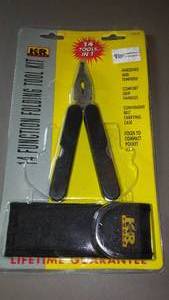 lot 850 image: Handyman Tool, Leatherman Tool.