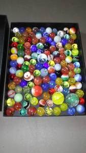 lot 868 image: Marbles Vintage