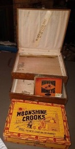 lot 884 image: Cigar Boxes