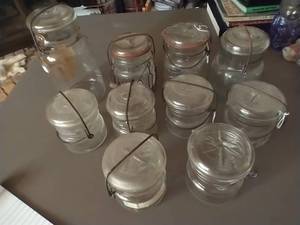 lot 886 image: Glass Canning Jars. (10)