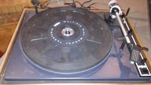 lot 912 image: Bic Phonograph Turntable -Nice