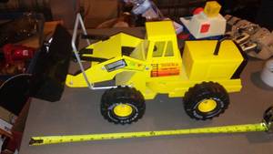 lot 644 image: Tonka Turbo Diesel Payloader