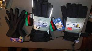 lot 678 image: Medium Gloves (3 Pr. )