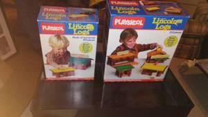 lot 967 image: Lincoln Logs. (2 Boxes)