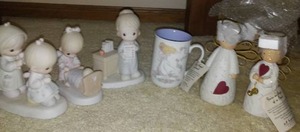 lot 63 image: Precious Moments And At Home America.