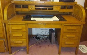 lot 66 image: Roll Top Desk. Contents NOT Included. Great condition.