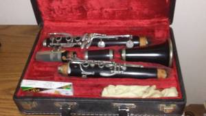 lot 77 image: Clarinet, Parisienne Artist.