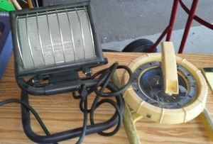 lot 93 image: Work Light And Sprinkler.