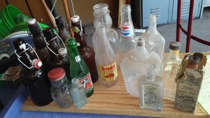 lot 113 image: Bottles.