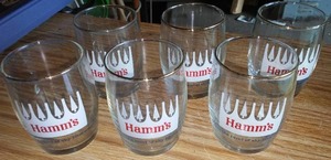 lot 119 image: Hamms Beer Glasses.