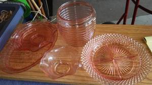 lot 123 image: Pink Depression Glass.
