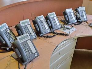 lot 415 image: Panasonic Phone System - (7) Digital Phones KX-DT333-B, Voice Processing System TVA50, Hybrid IP-PBX TDA50