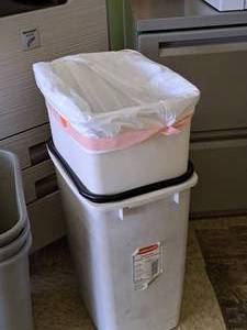 lot 519 image: Lot of (3) Plastic Garbage Cans