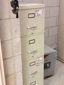 lot 526 image: Bentson Metal File Cabinet 4-drawer