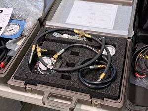 lot 439 image: Suzuki Fuel Pressure Gauge Kit J-44321