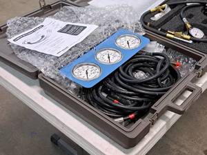 lot 440 image: SPX Service Solutions Kent-Moore Oil Pressure Gauge Set J-49745 with Case