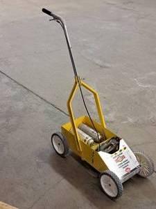 lot 454 image: Rust-oleum Stripe-It Striping Machine