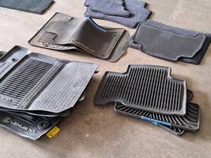 lot 486 image: Lot of  Assorted Lexus Floor Mats