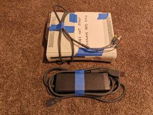 lot 110 image: Xbox 360 Console For Parts Or Repair