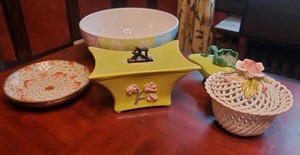 lot 36 image: Collection Of Ceramic Items