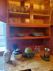 lot 41 image: Collection Of Kitchen Items