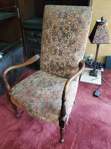 lot 204 image: Upholstered Armchair