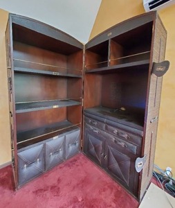 lot 206 image: Large ComputerEntertainment DeskShelf