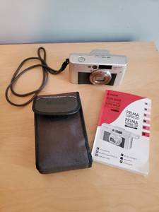 lot 219 image: Canon Sure Shot Classic 120