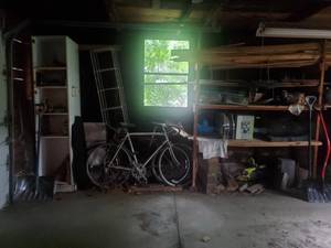 lot 302 image: Contents Of Garage