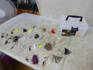 Plano Hanging Lure Box with Tackle