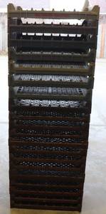 lot 40 image: (20) Stackable Bread Trays