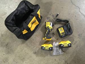 Dewalt Power Tool And 2 4hr batteries Customer Returns See Pictures