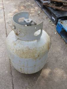 lot 22 image: Full Propane Tank