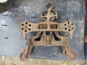 lot 24 image: Antique Hay Trolley Carrier