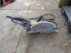 lot 30 image: Diamond Products 14 Concrete Saw - Model C14