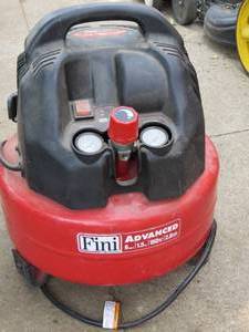 lot 35 image: Fini Advanced 6 Gallon Compressor
