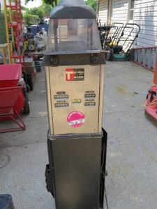 lot 52 image: Vintage Bus Farebox