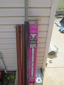 lot 66 image: Mixed Lot of Floor Jacks