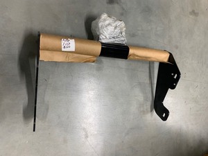 lot 64 image: New Class 4 Trailer Hitch, 2 Receiver, Select Ford F-150, Towing Draw Bar