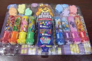 lot 75 image: ArtSkills Zoo Heros Chalk Doodlers