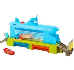 lot 62 image: Disney Pixar Cars Color Change Whale Car Wash Trackset