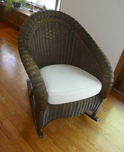 Very Nice Vintage Rattan Wicker rocking chair