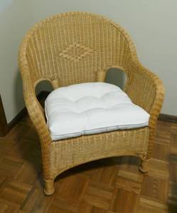 Very Nice blonde rattan chair