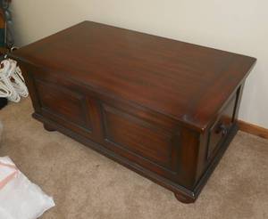 Heavy sitting bench with storage