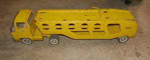 Vintage Tonka car carrier truck