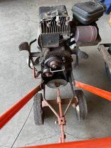 lot 35 image: Ariens Tiller